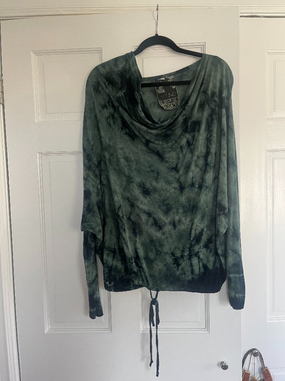 Young Fabulous & Broke Green Tie-Dye Cowl Neck Long Sleeve Tunic Top — Size S